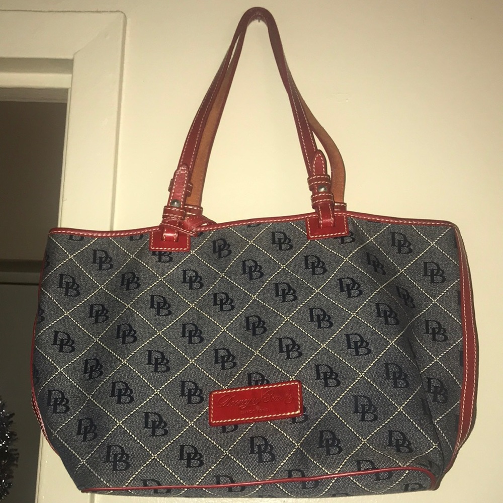 😀Dooney & Bourke bag 😀